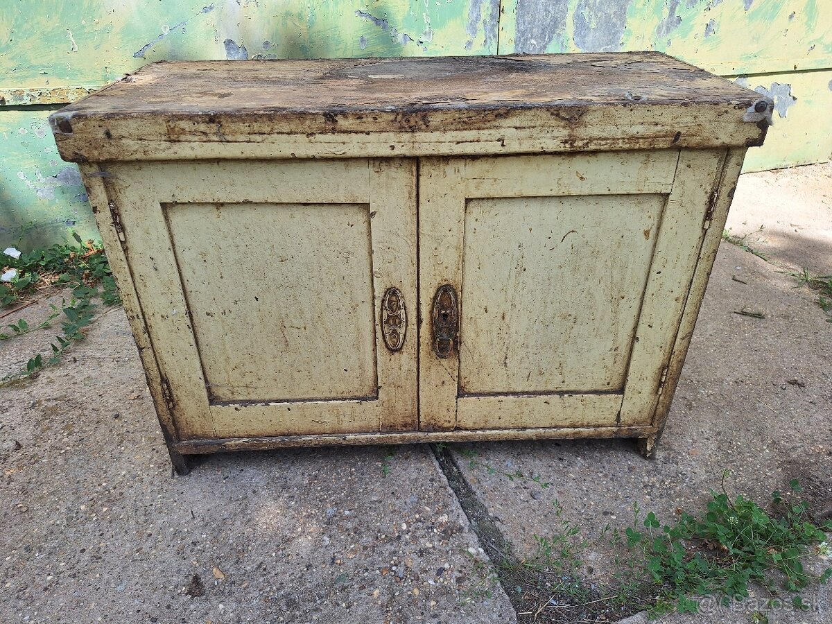 Starožitná kuchynska linka - 3