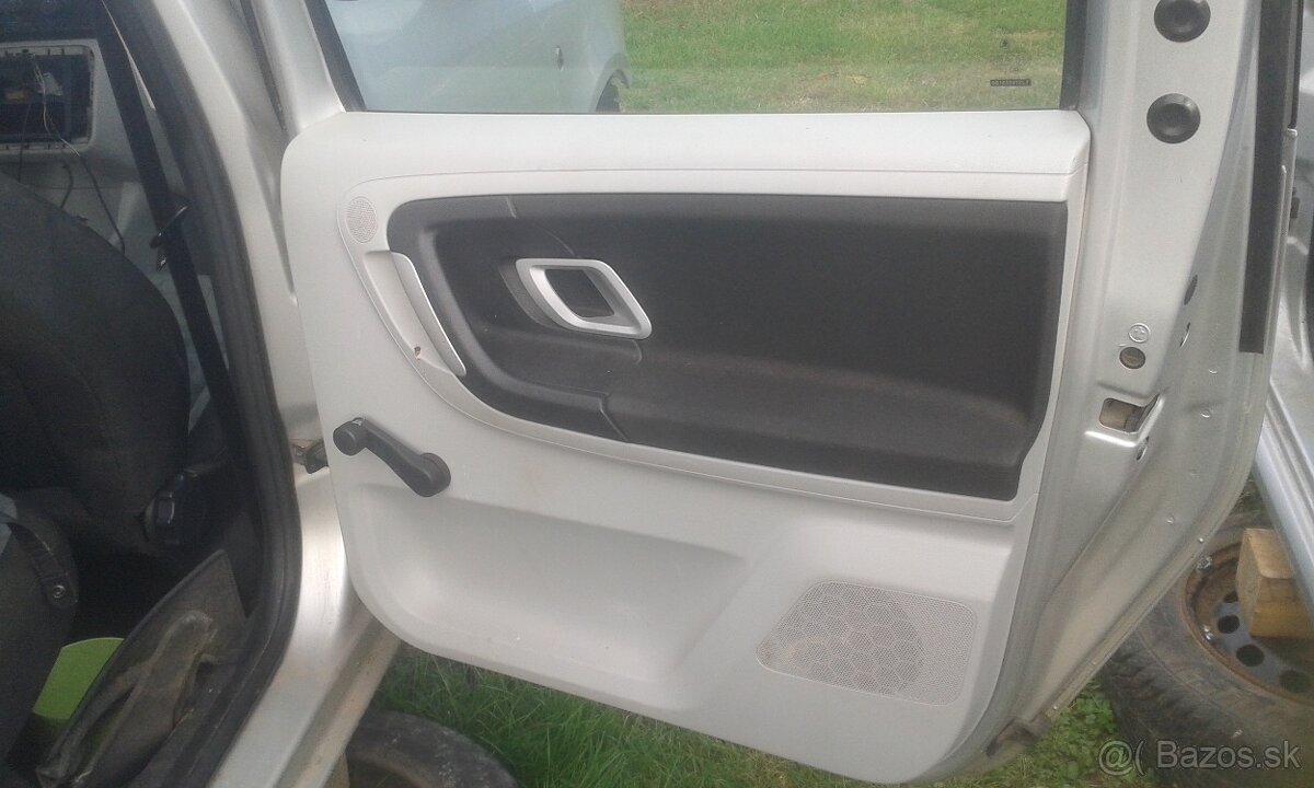Skoda Roomster-Tapacire dveri - 3
