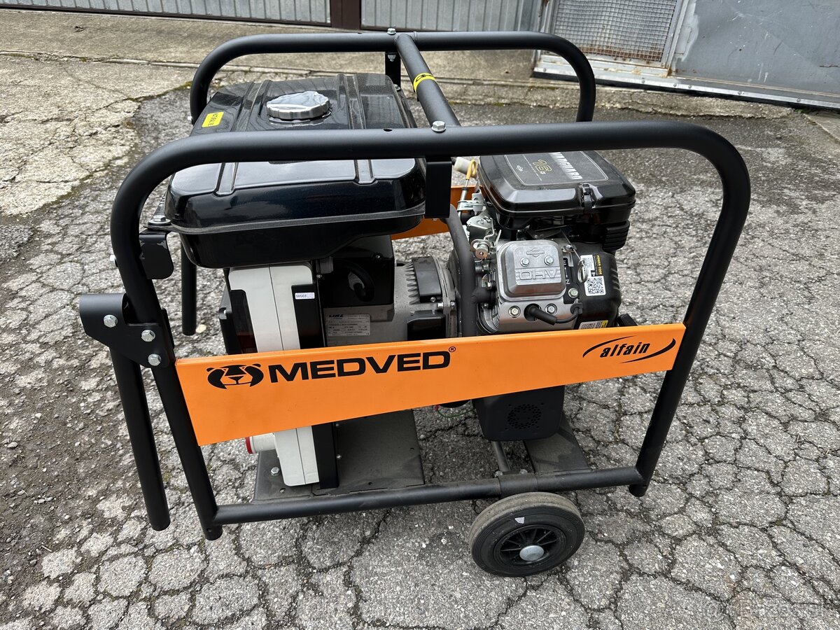 Trojfázová elektrocentrála MEDVED Grizzli 10000 - 3