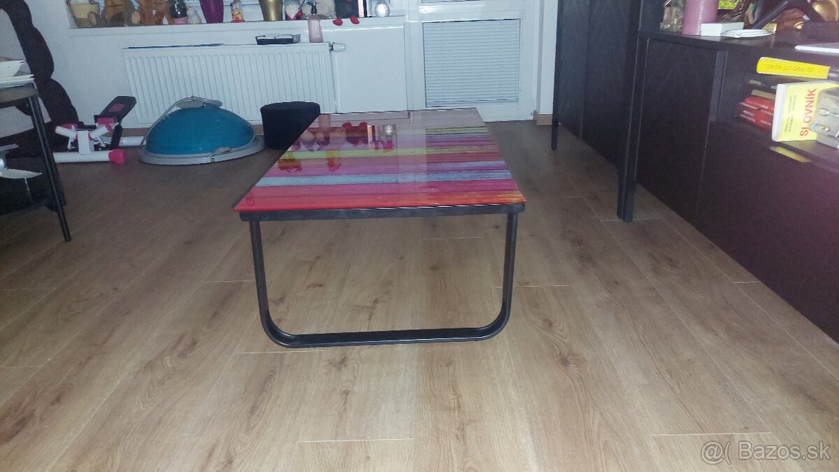 Farebný konferenčný stolik - 3