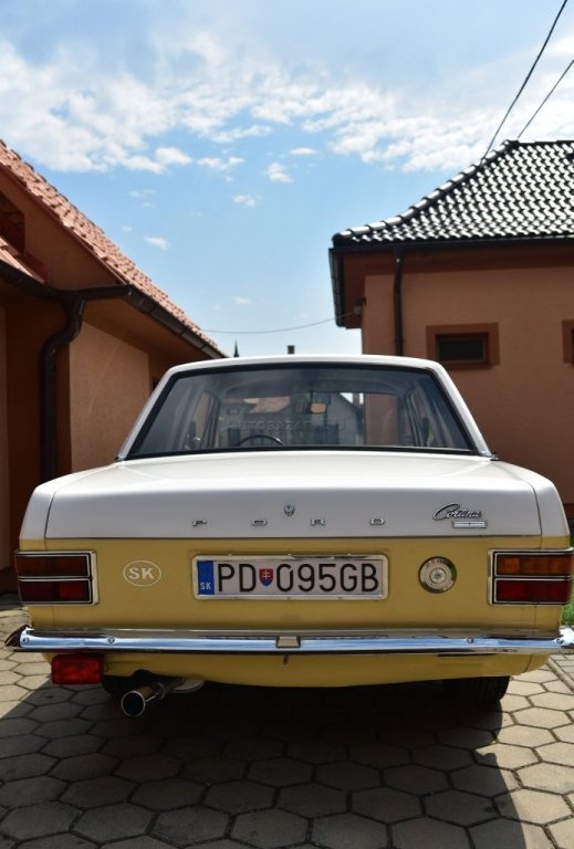 Ford Cortina - 3