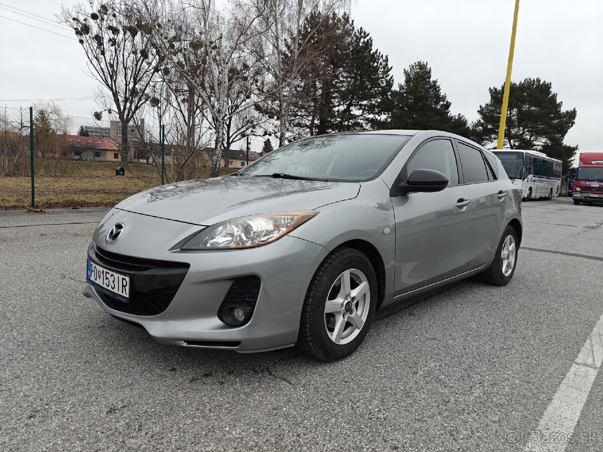 Mazda 3 - 3