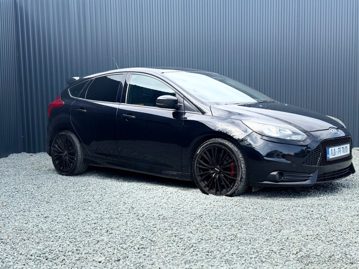 Ford Focus ST Recardo sedadla - 3