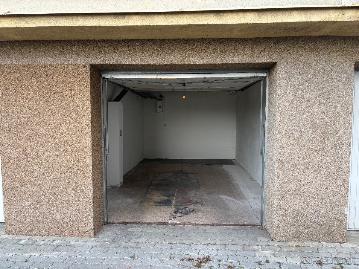 Predám garáž v Sotinej, ul gen. L Svobodu Senica - 3