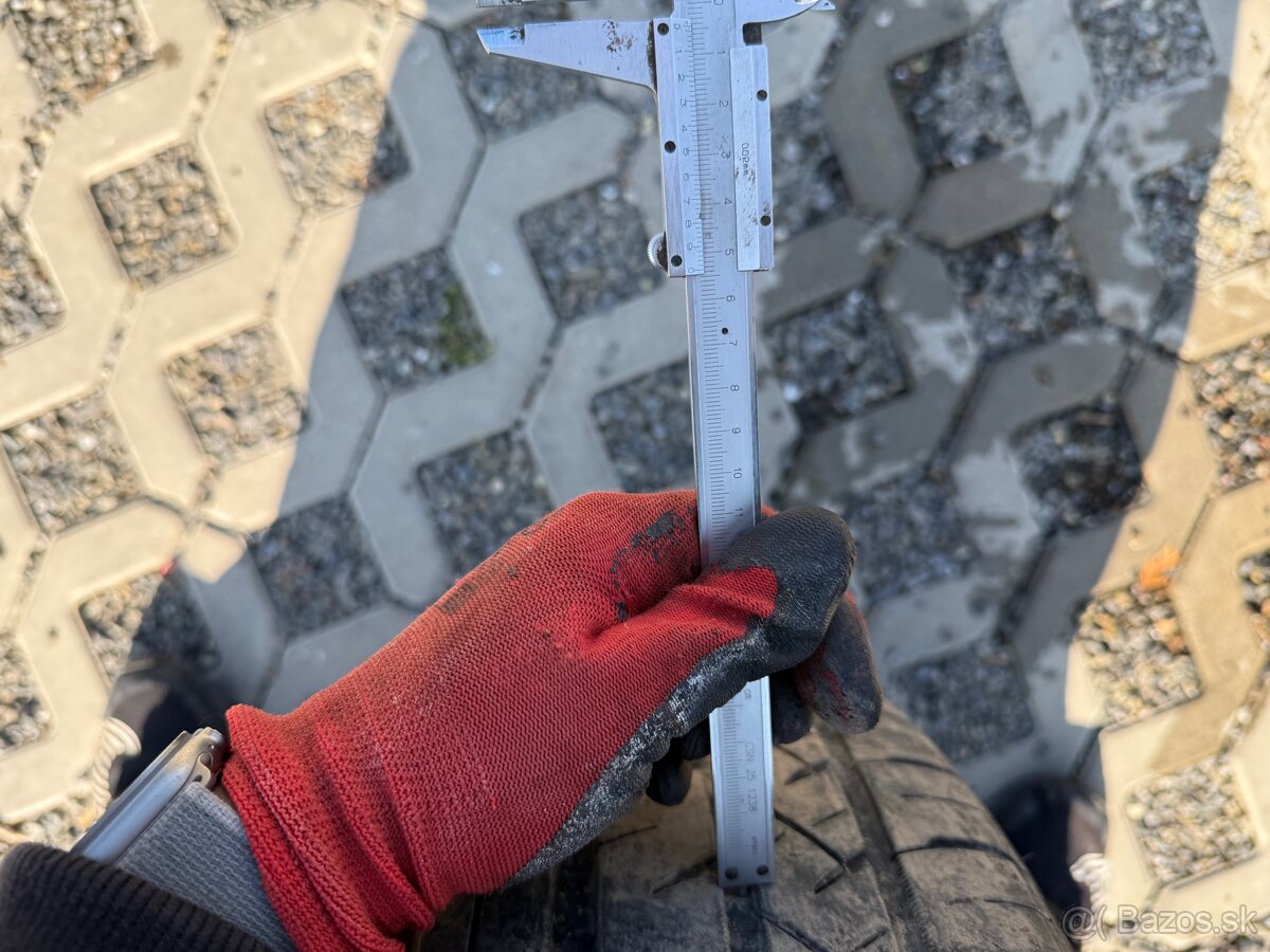 Predám pneu grenlander 255/55 r18 - 3