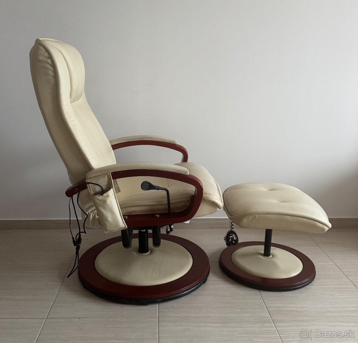 Masážne kreslo + podnožka - 3