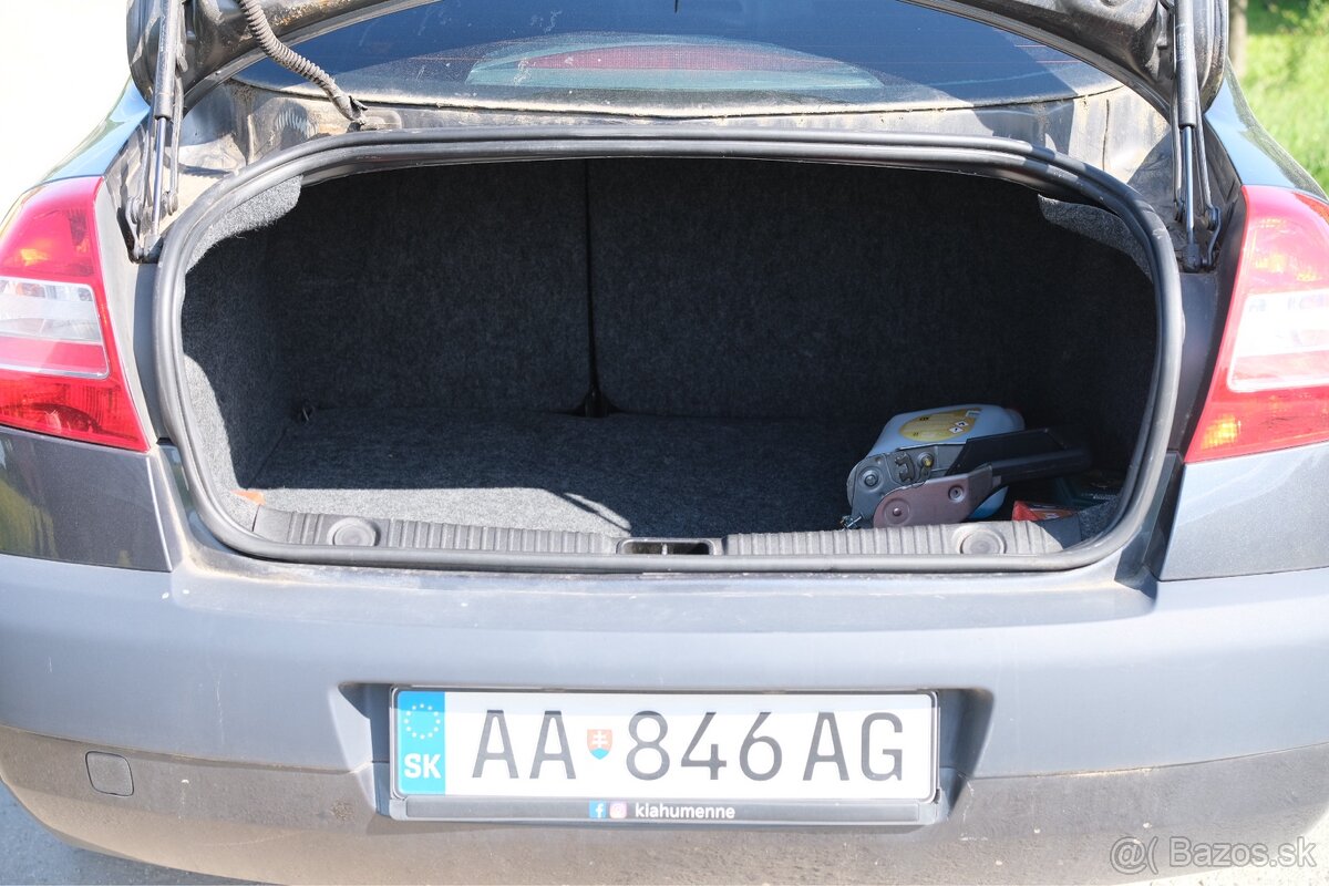 Predám Renault Megane - 3