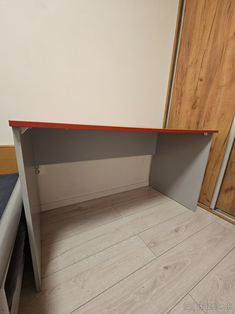 Kancelársky stôl - 3