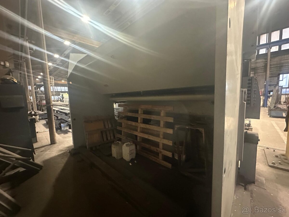 Ohraňovací lis PIESOK CTO 250A/ 4000 - 3