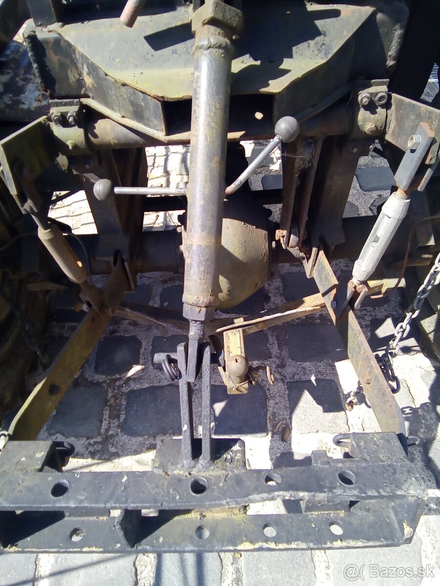 Hydraulika na traktor - 3