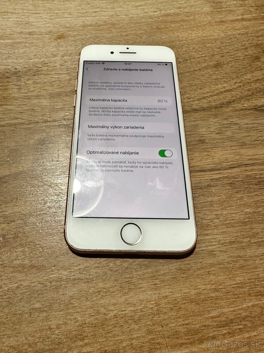 iPhone 8 Gold 64 GB - 3
