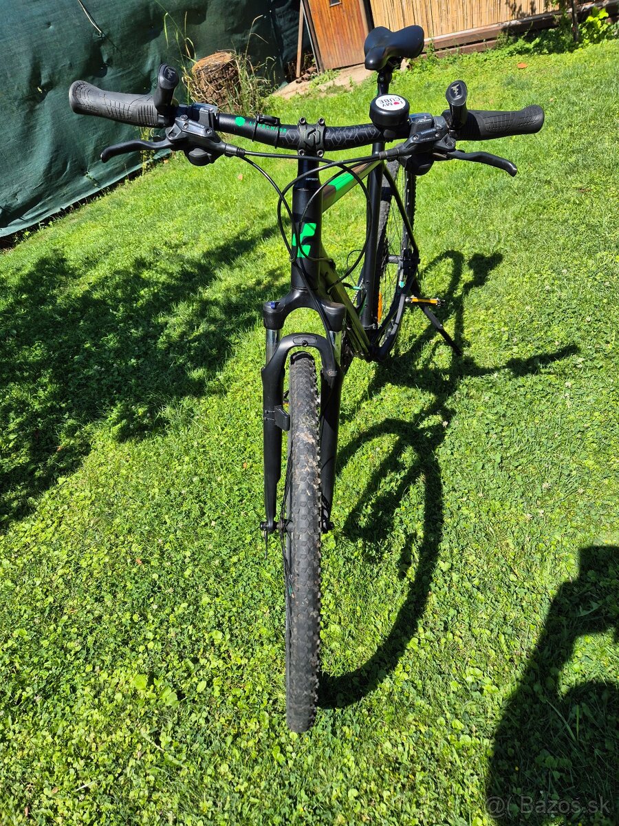 Trekovy bicykel cube - 3