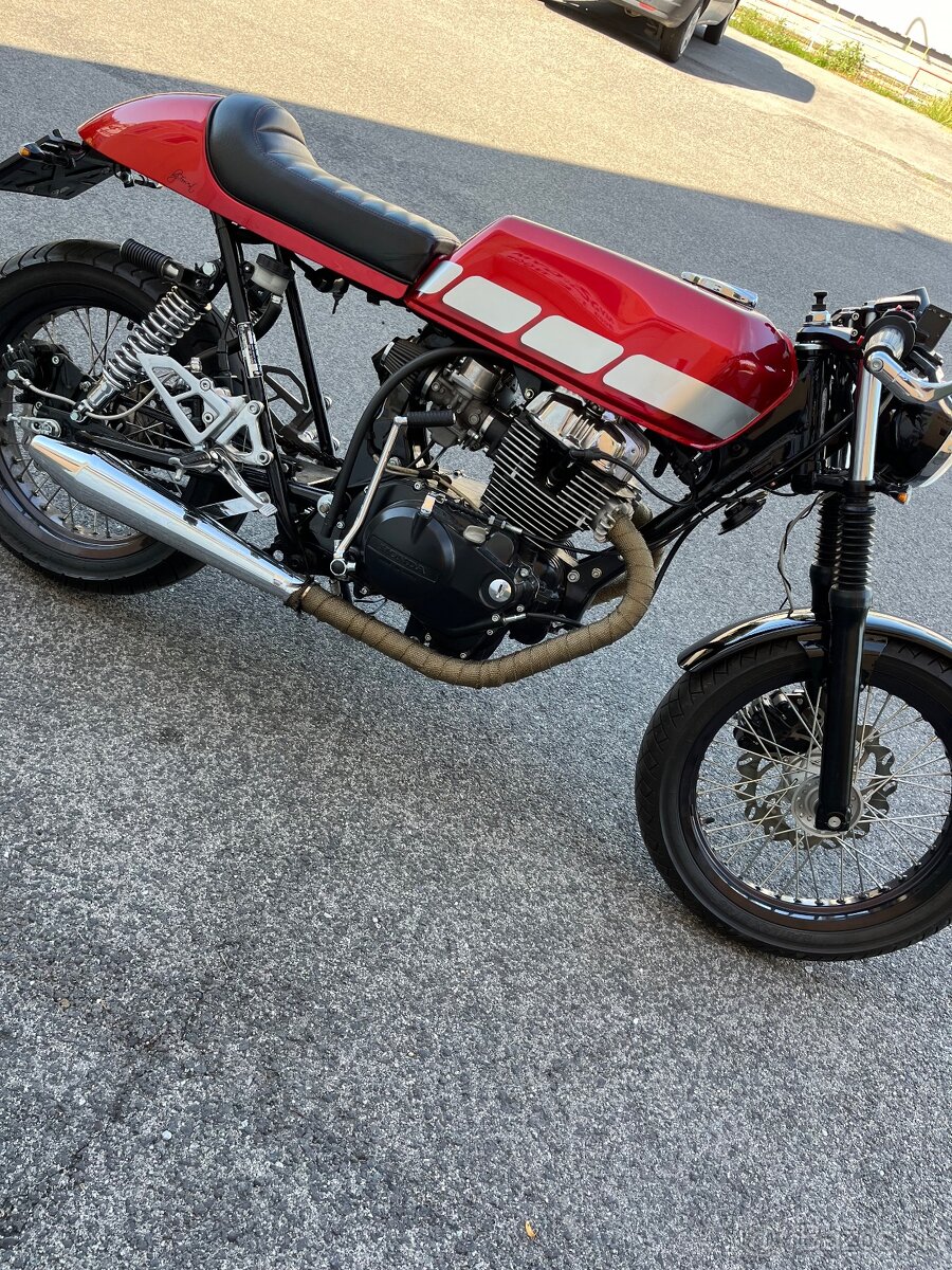 Cafe Racer Honda - 3