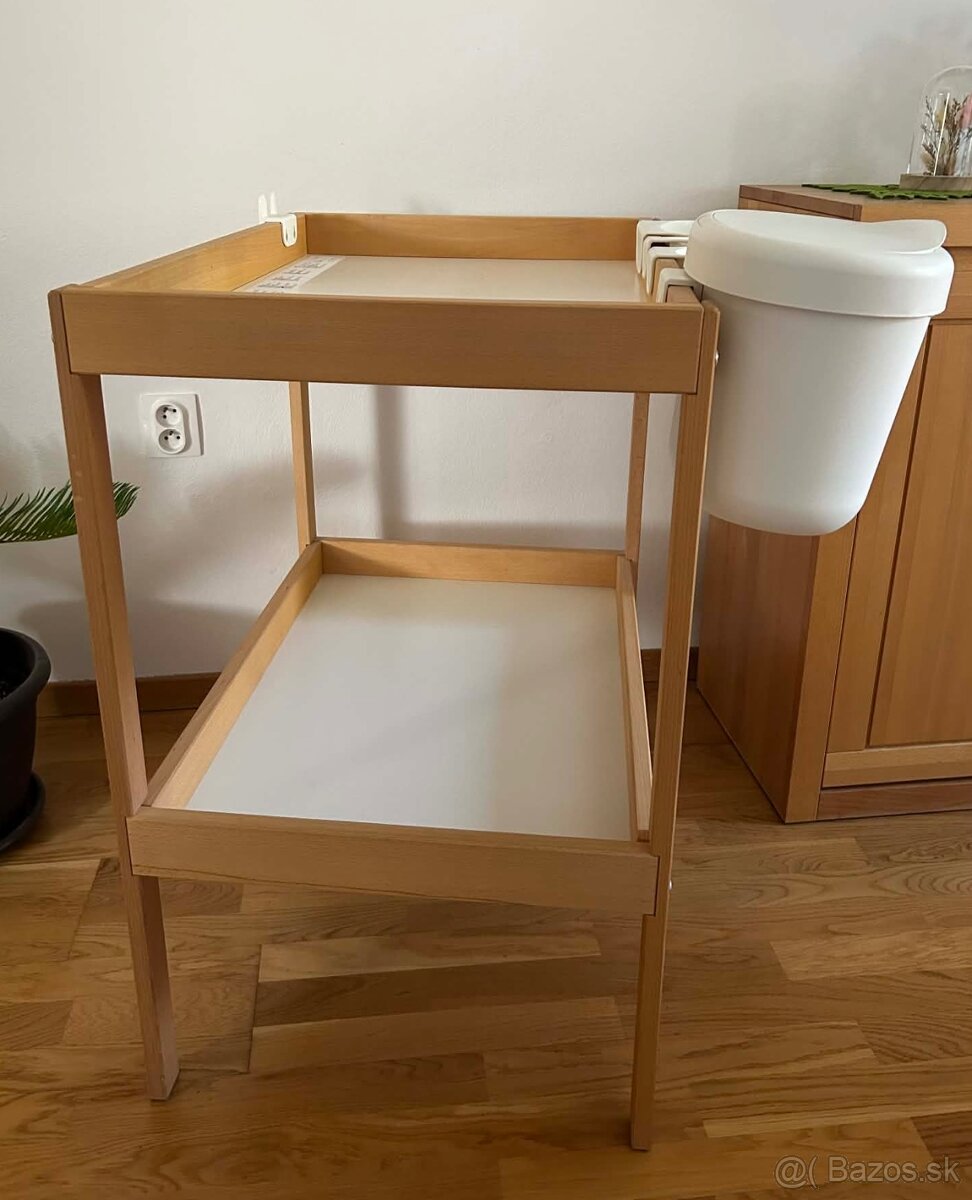 IKEA prebaľovací stôl + koše - 3