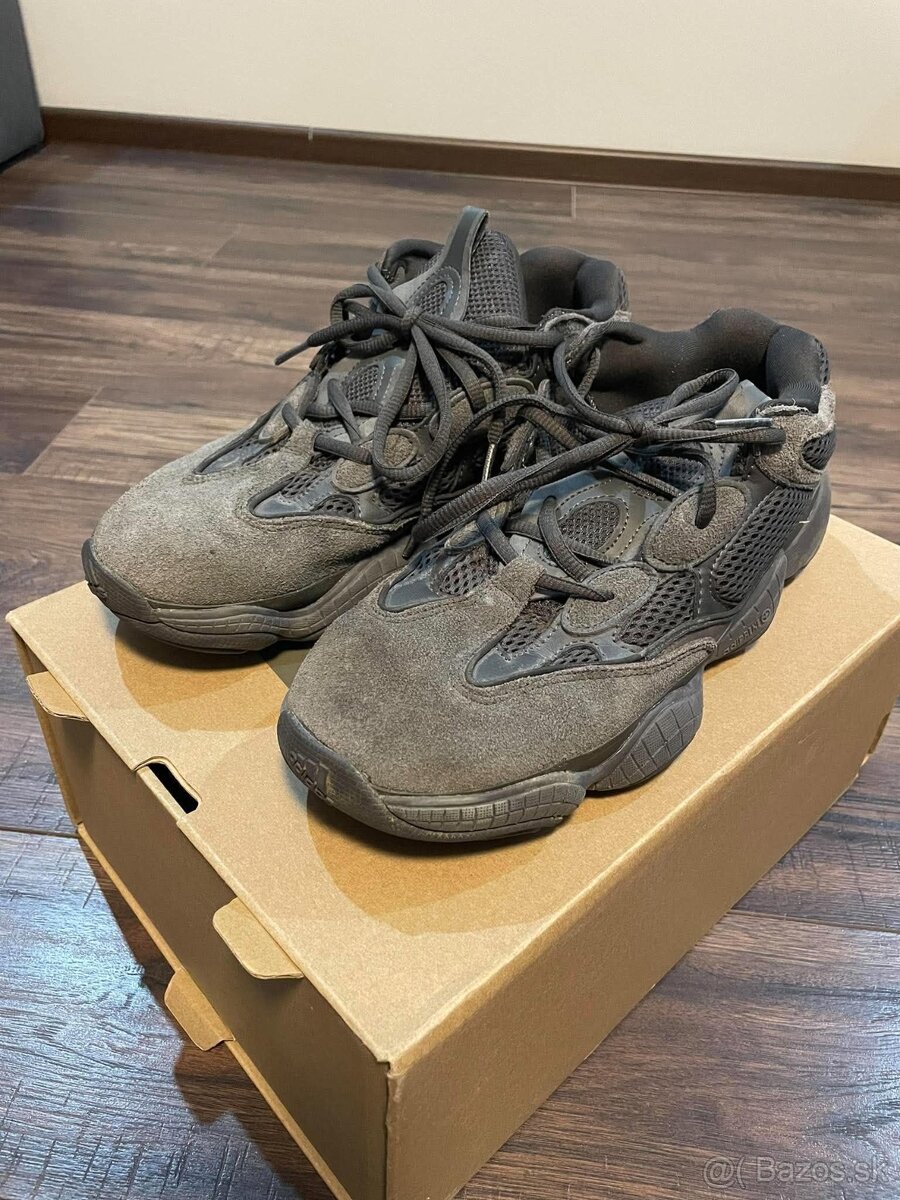 Adidas Yeezy 500 - 3