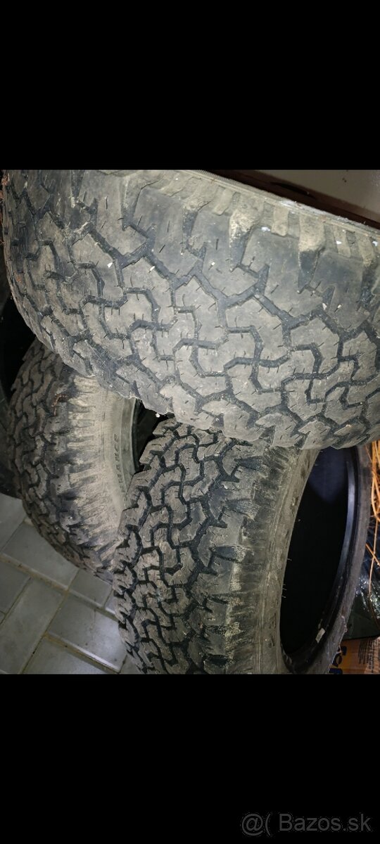 235/65 R17 terenne gumy - 3