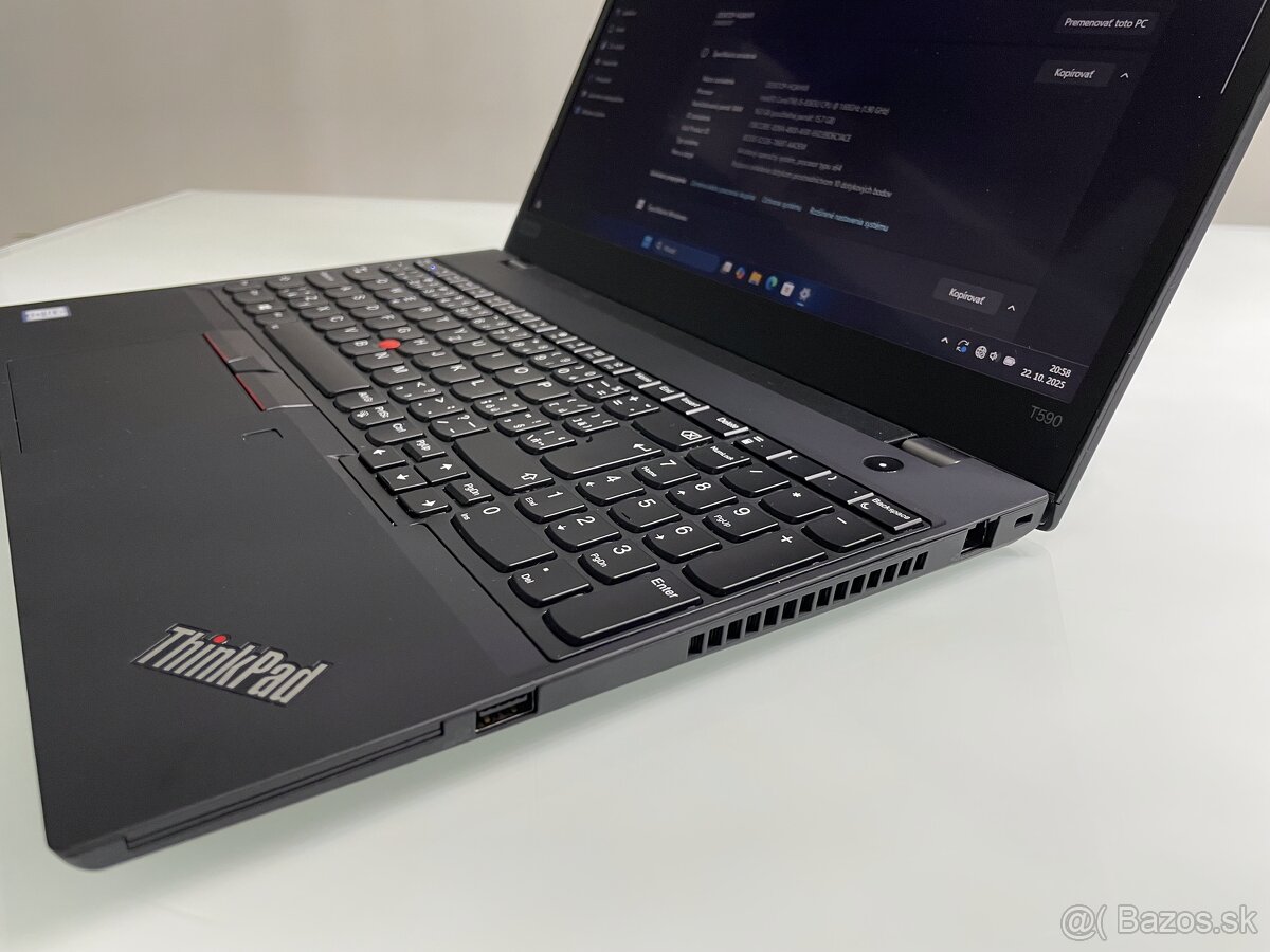 Rezervovane - Lenovo ThinkPad T590 i5/16GB/1TB SSD dotykový - 3