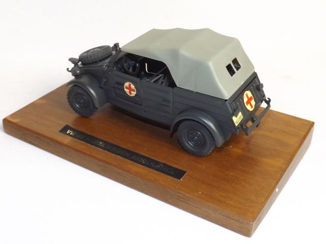 VW 82 Kubelwagen Gonio 1:24 - 3