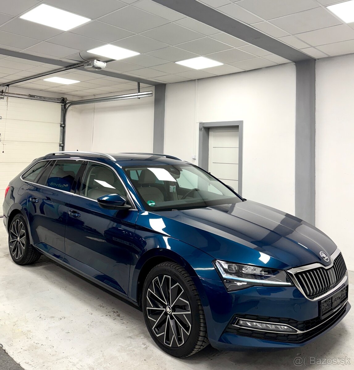 Skoda Superb Premium 2.0TDI 147 Kw Matrix/Webasto/360kamera - 3