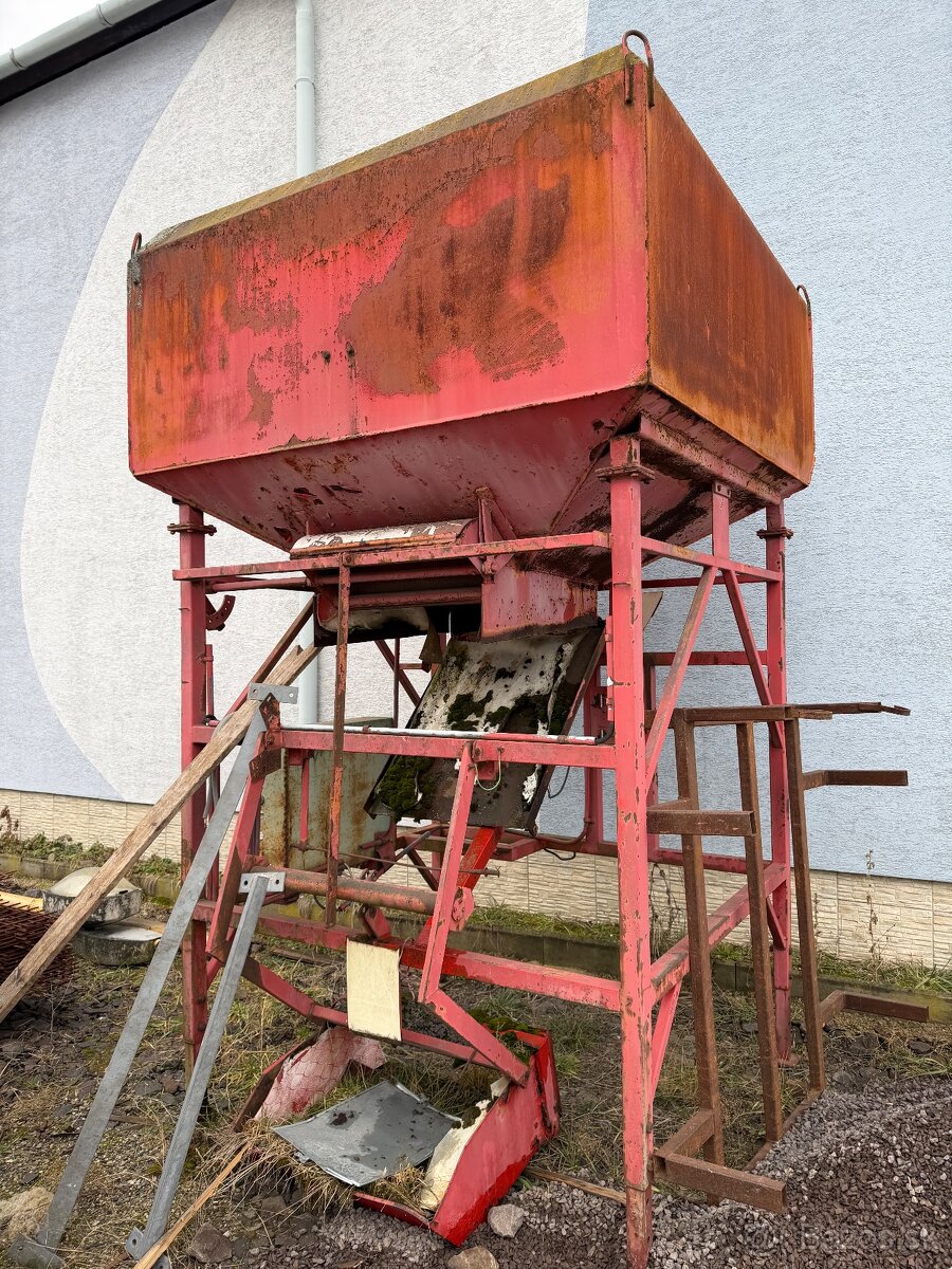 Oceľová násypka - 3