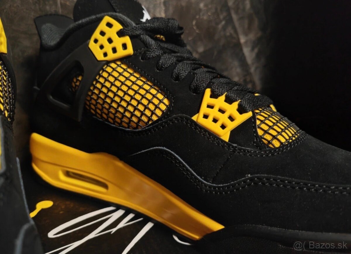 Jordan RETRO 4 Yellow - 3