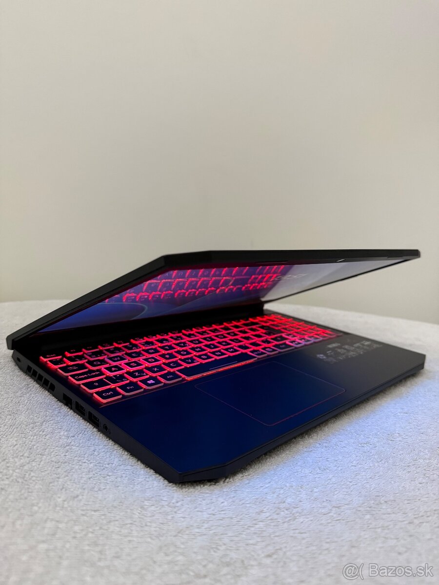 Acer Nitro 5 RTX 3060 32GB RAM 1TB SSD - 3