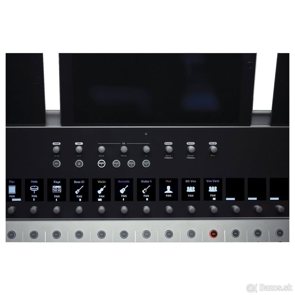 Mackie DL32R + Mackie Aksis DC16 - 3