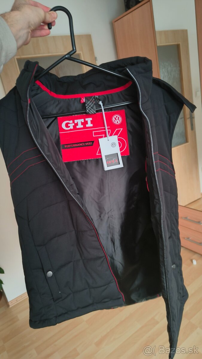 VW GTI Performance Vest 76 - 3
