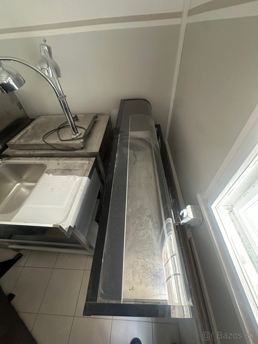 MAXIMA SHOWCASE SUSHI 132L - 3