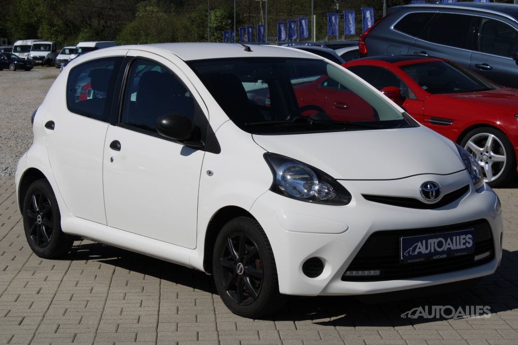Toyota Aygo 1,0 i 50 kW - 3