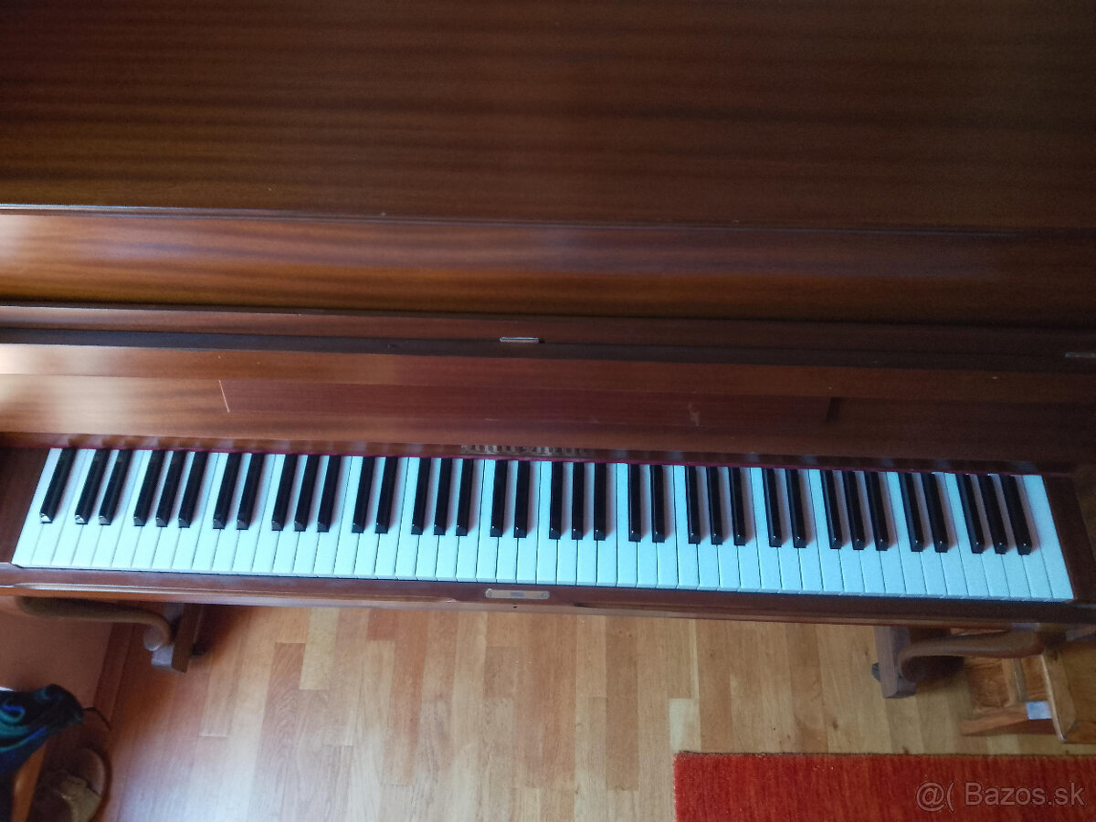 Piano Otto Bach - 3