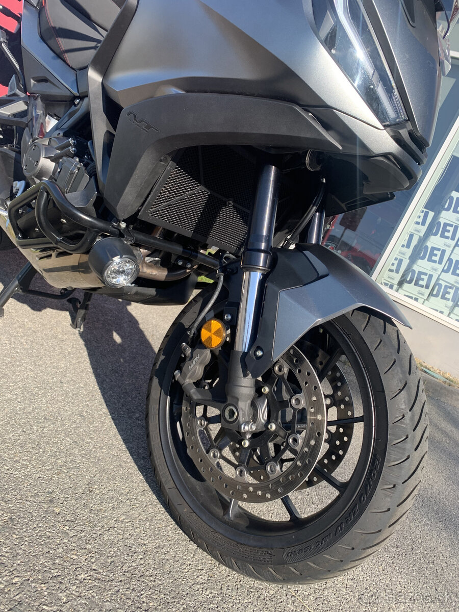 Honda NT1100 DCT - 3