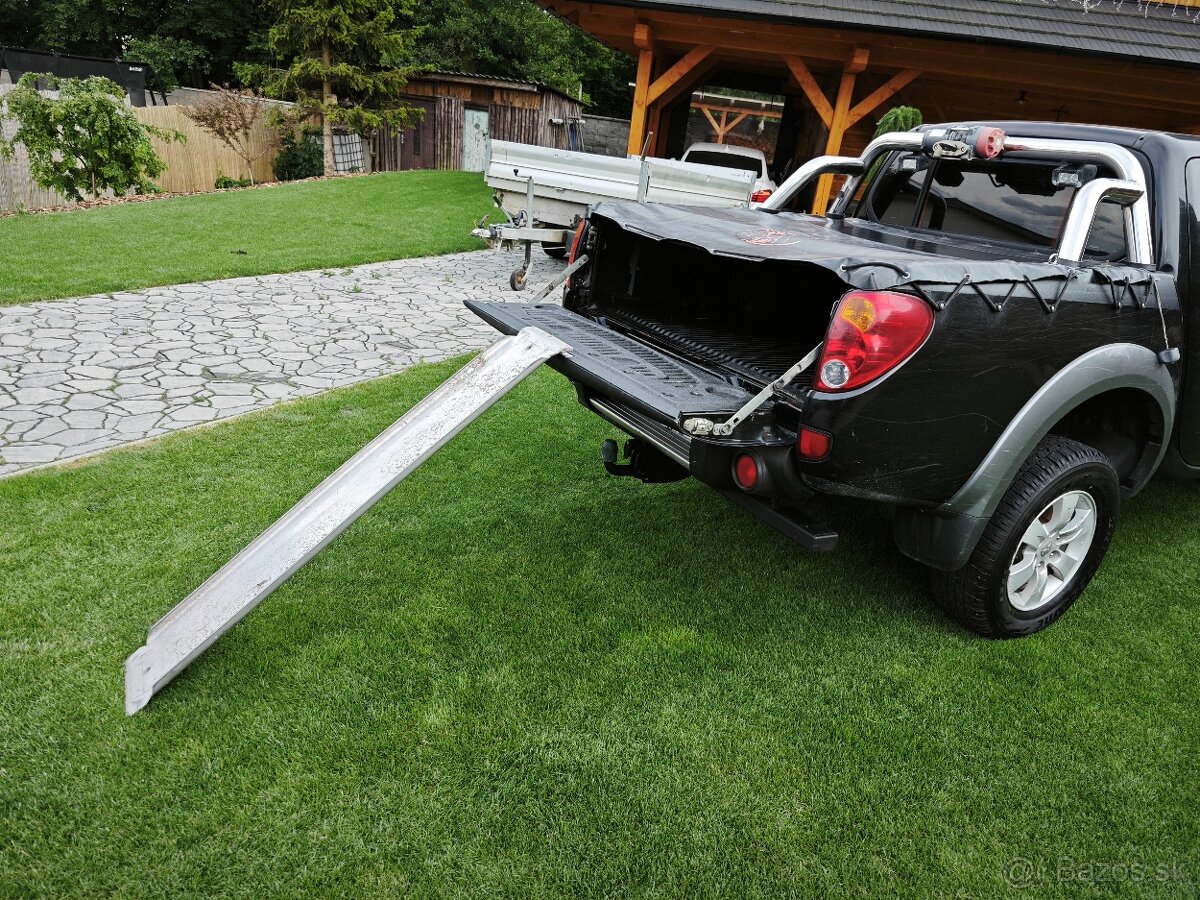 Mitsubishi L200 2.5 DiD