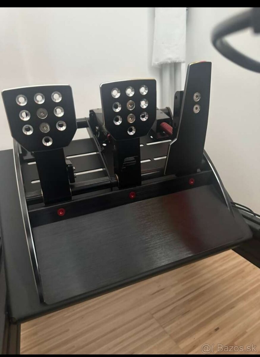 Fanatec pódium dd1 simxpro ps5 - 3