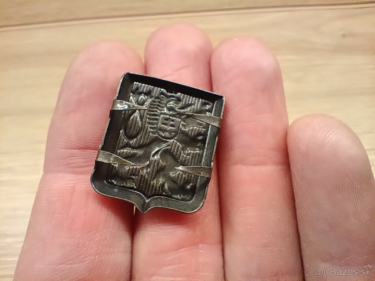 čapicové vojenské odznaky 1.ČSR cca 1930 - 3