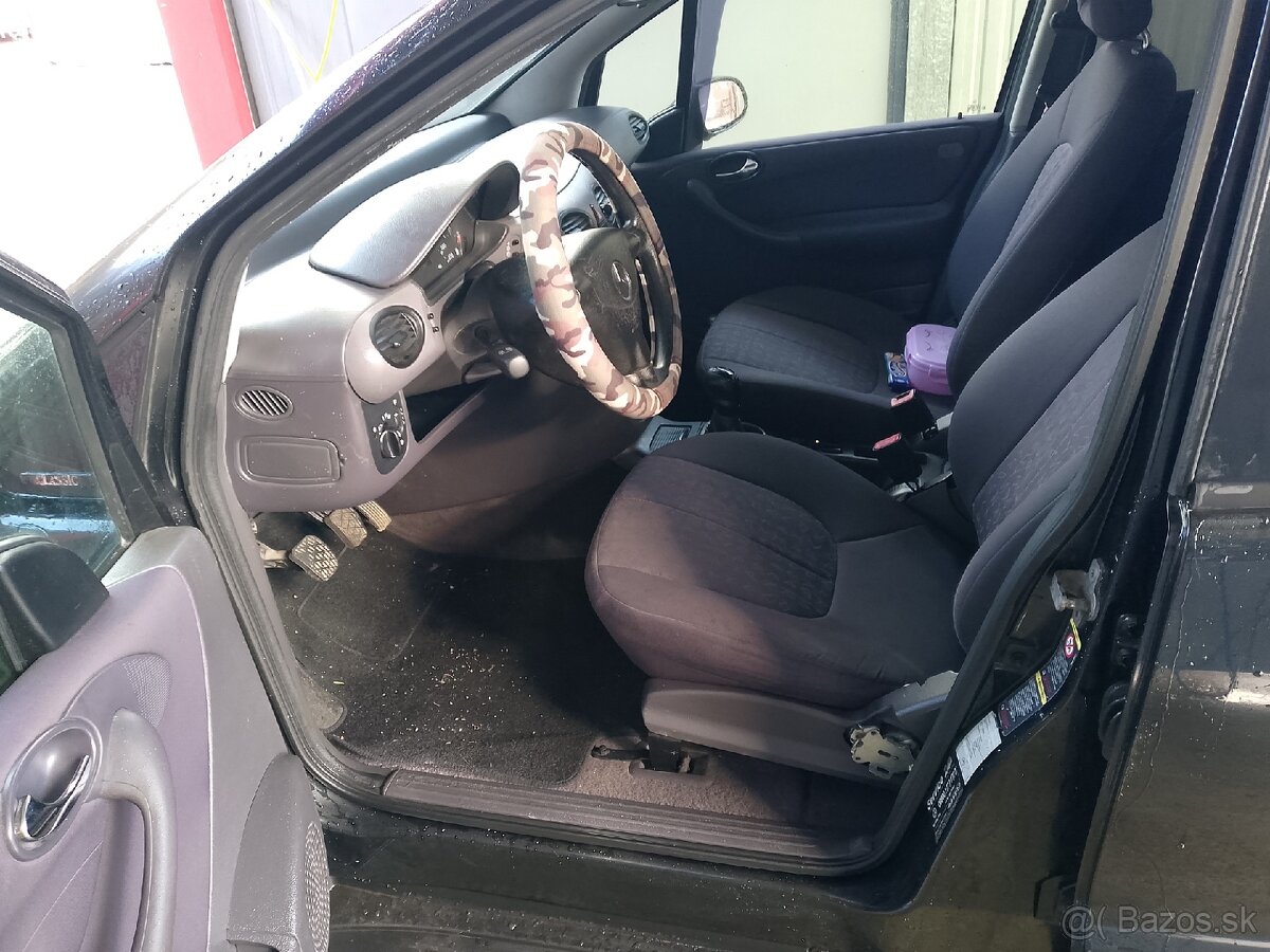 Mercedes A 170 CDi manuál Diesel - 3