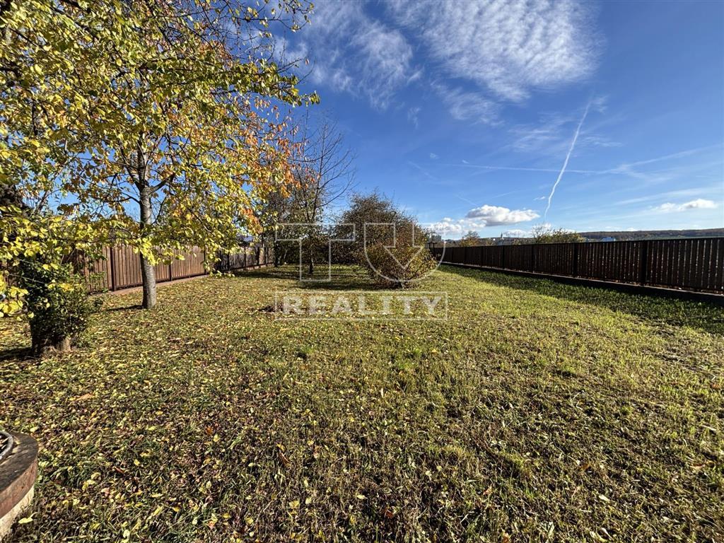 EXKLUZÍVNE IBA U NÁS STAVEBNÝ POZEMOK 600m2 MALÉ... - 3