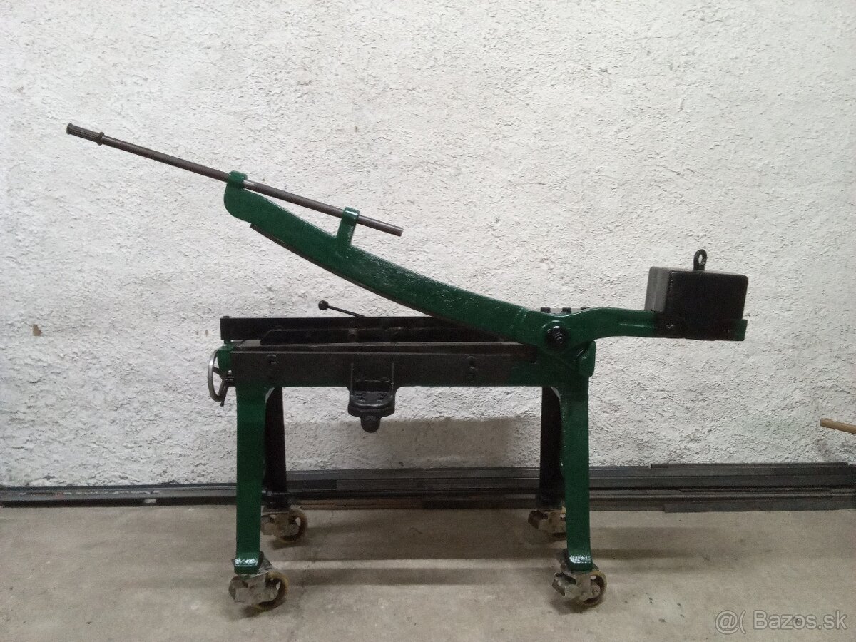 Tabulové nožnice + zvaračka CO2 - 3