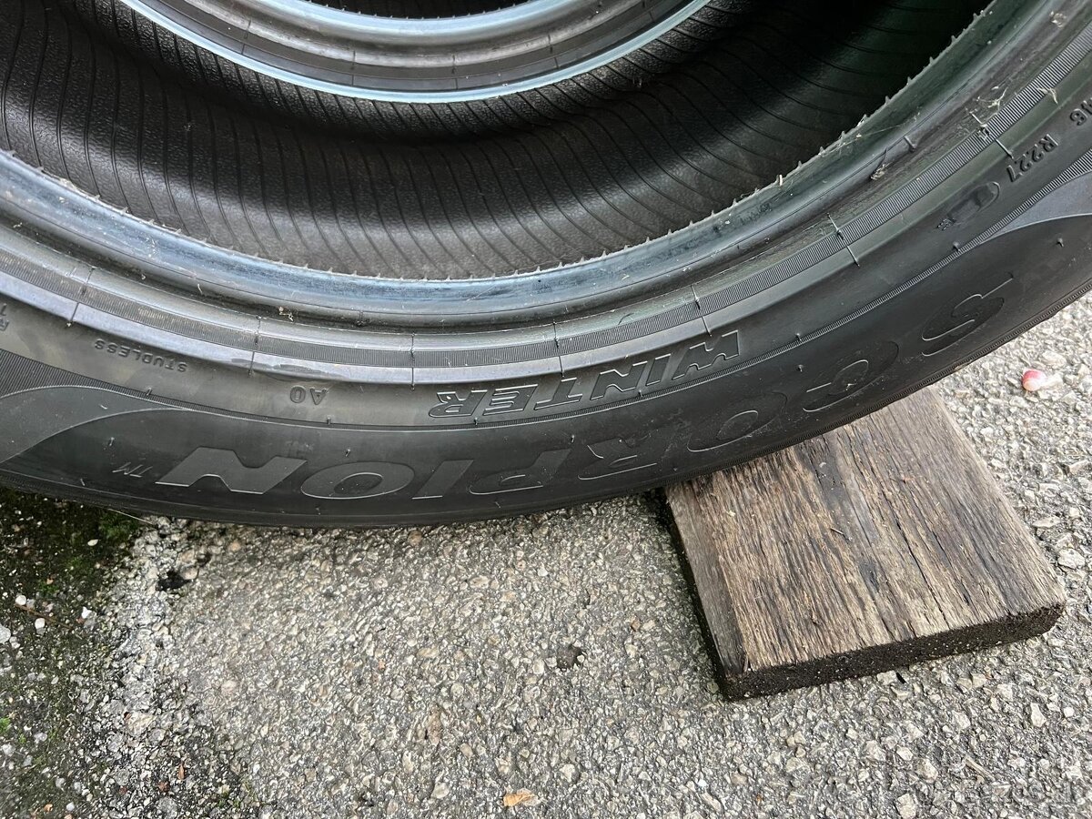 Zimne pneumatiky pirelli 255/60R18 - 3