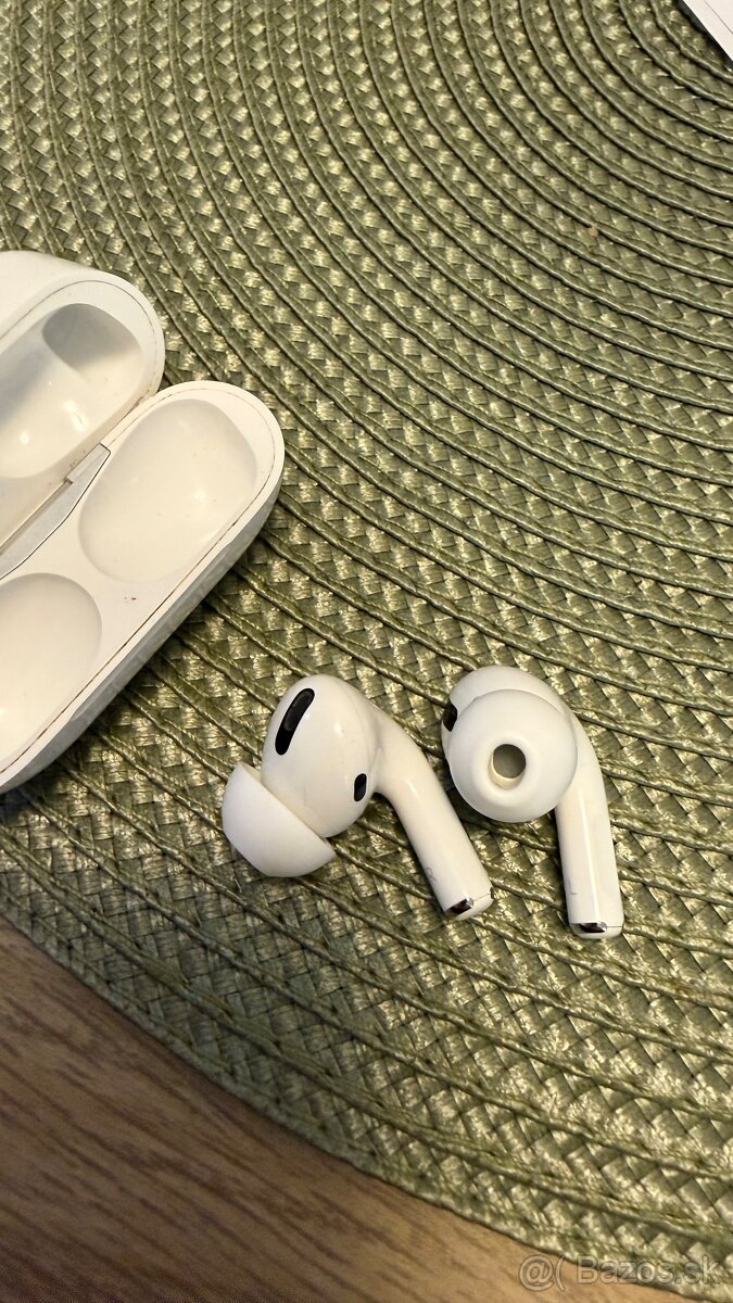 AirPods 1 - 3