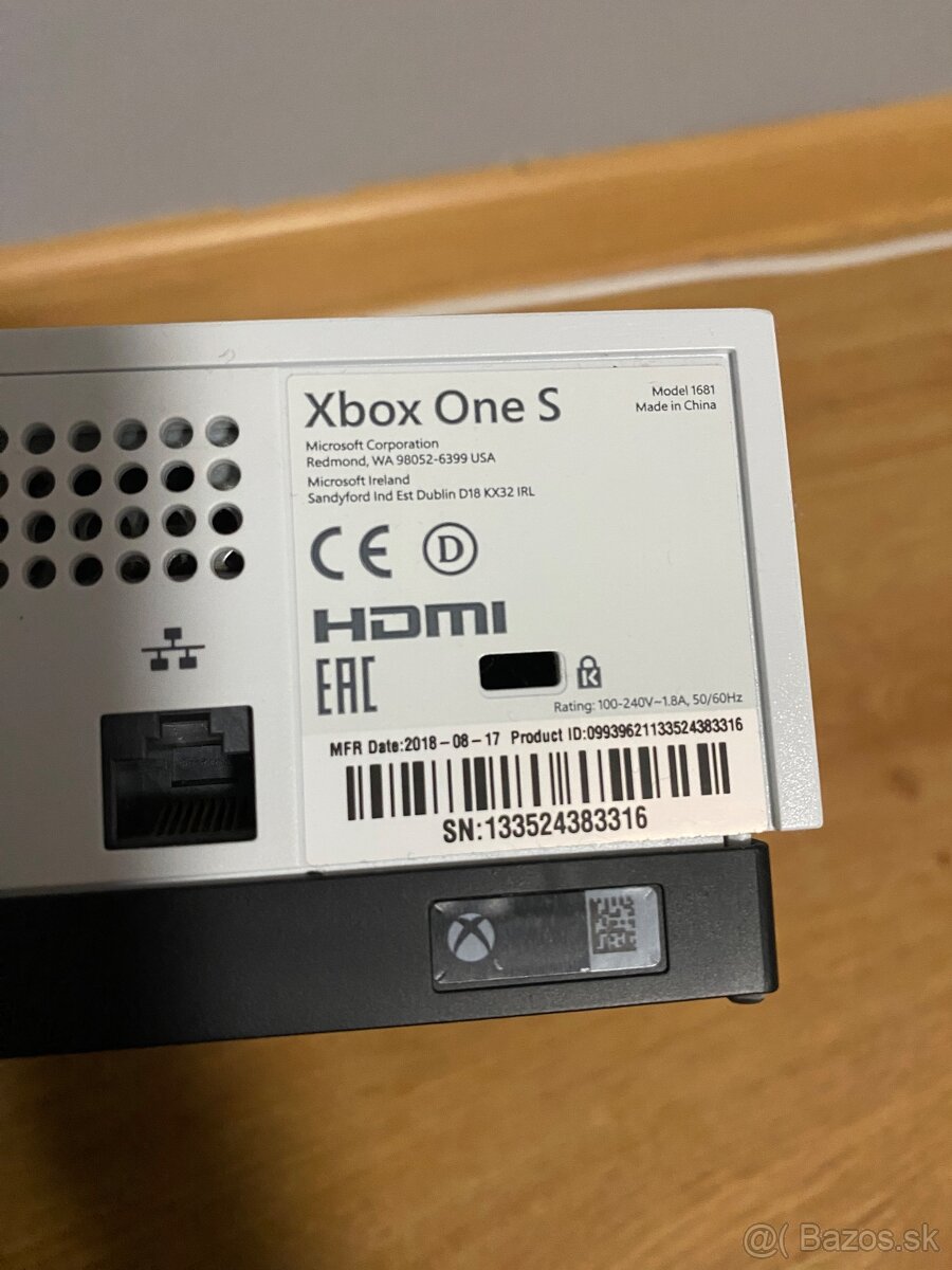 Xbox One S 1TB + 4 hry ZDARMA - 3