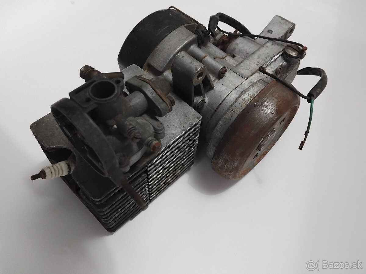 Jawa # BABETTA 207 --- MOTOR -- - 3