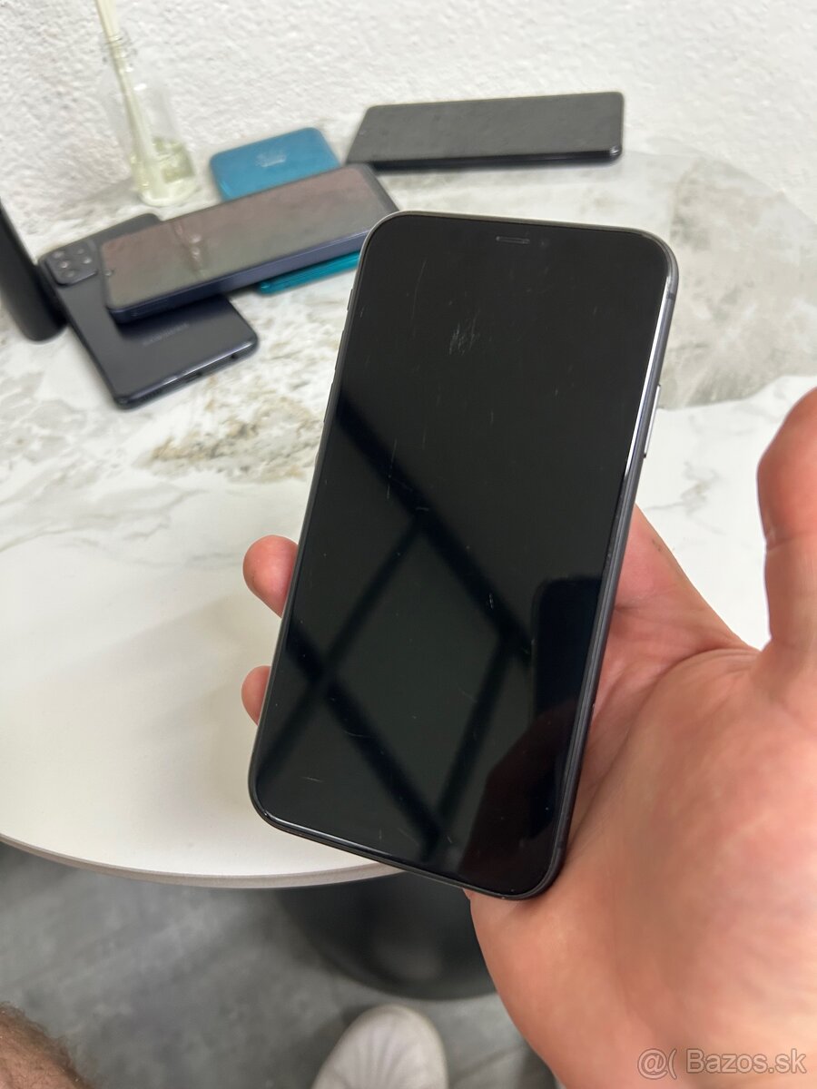 iPhone 11 128GB - 3