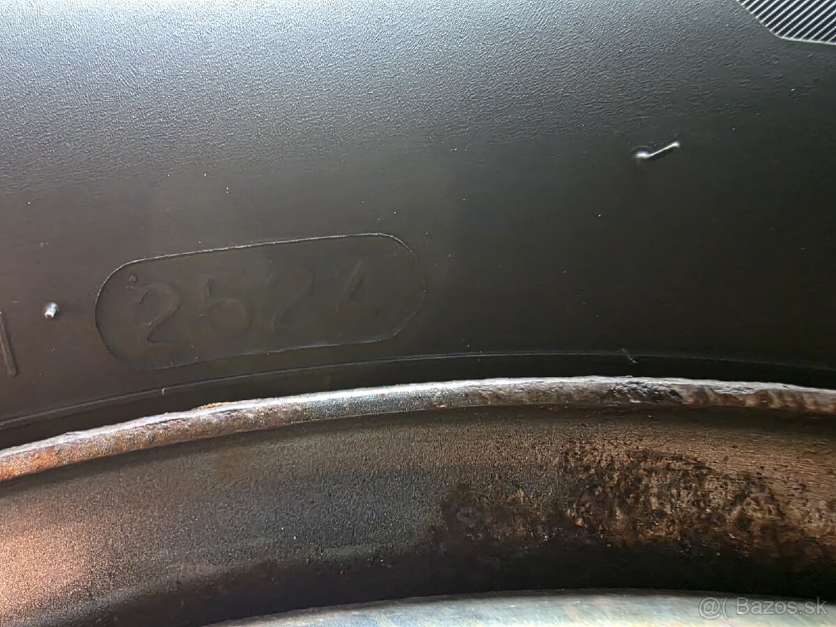 Zimné Hankou 225 60 17 - 3