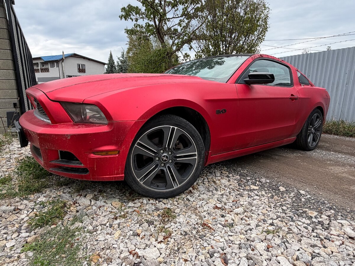 Ford Mustang 3.7 V6 - 3
