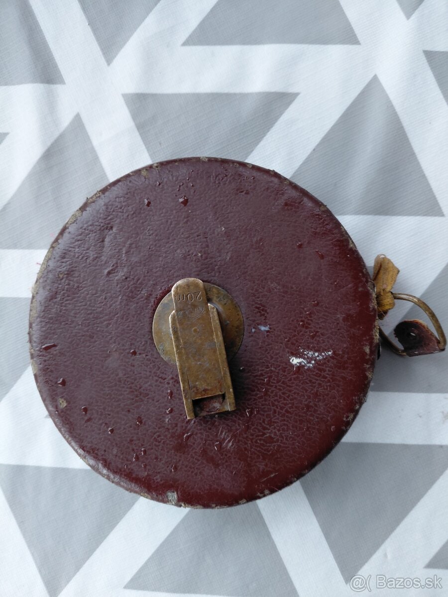 STARY KOTUCOVY. METER - 3