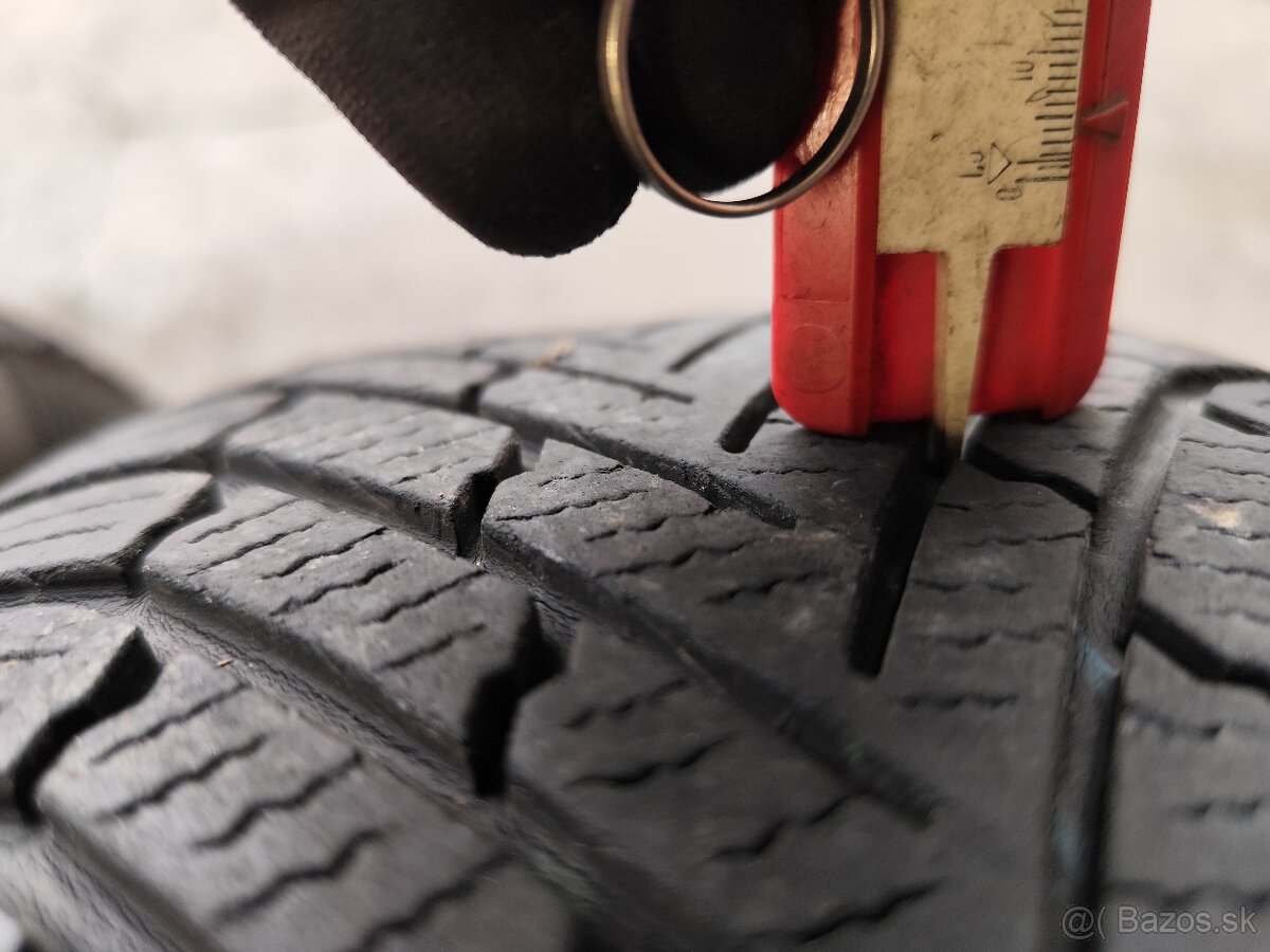 Zimné 205/55r16 continental - 3