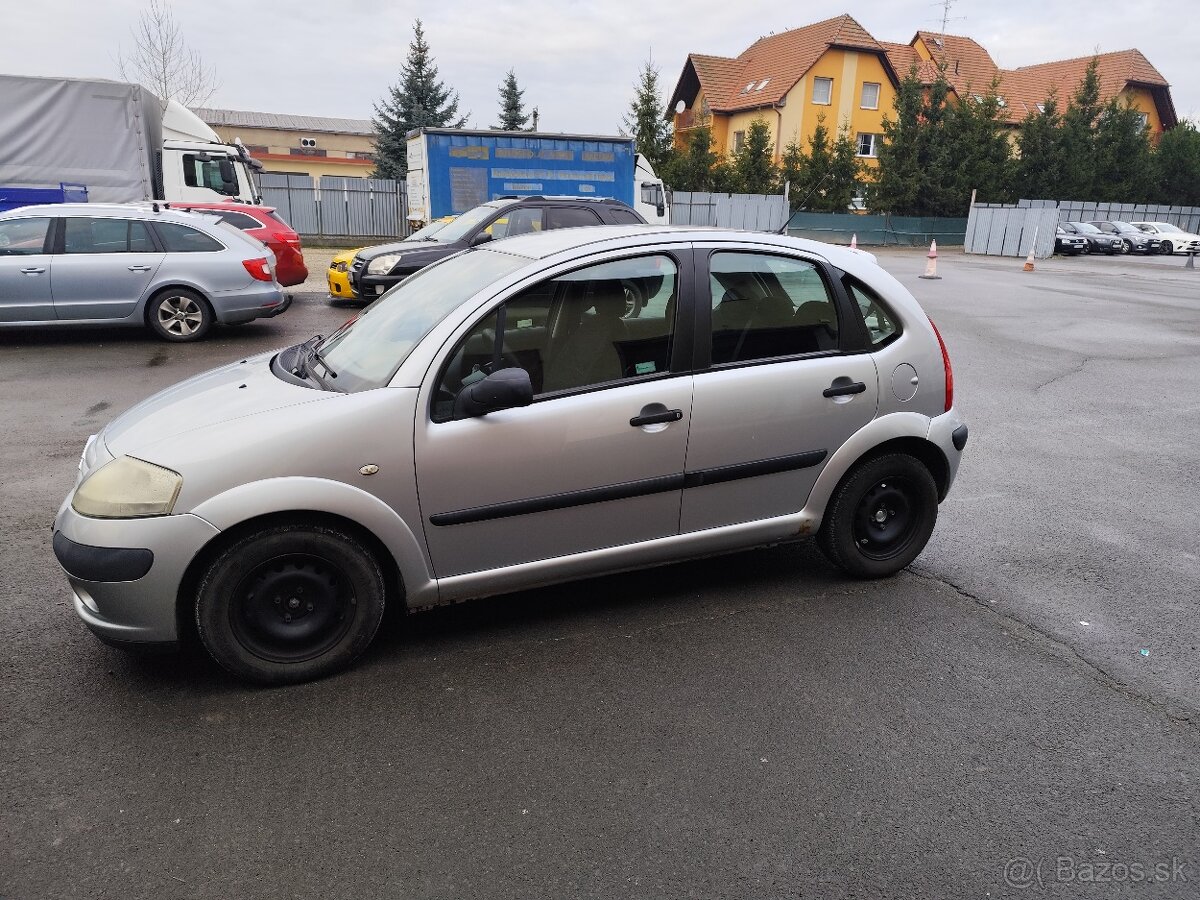 Citroen C3 1.1i benzín 2005 - 3