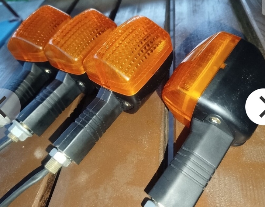 Smerové svetlá CEV - 3