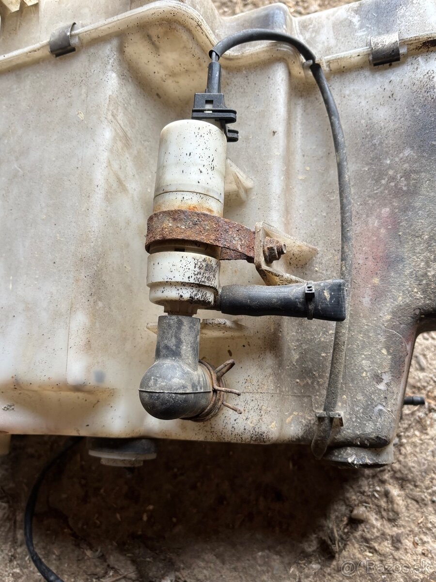 KIA sorento 2.5 crdi nadržka - 3